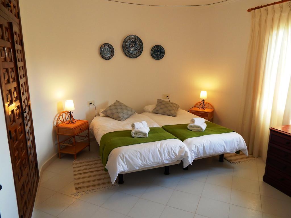 Villa Carfax Orba Exterior foto