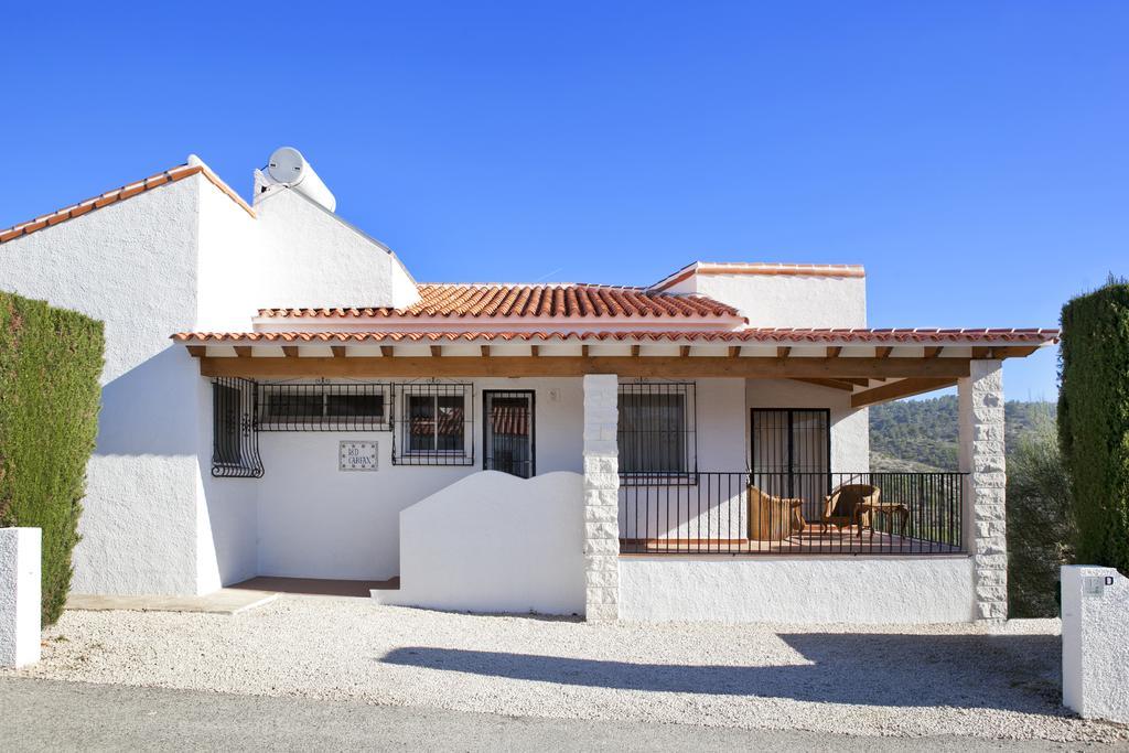 Villa Carfax Orba Exterior foto